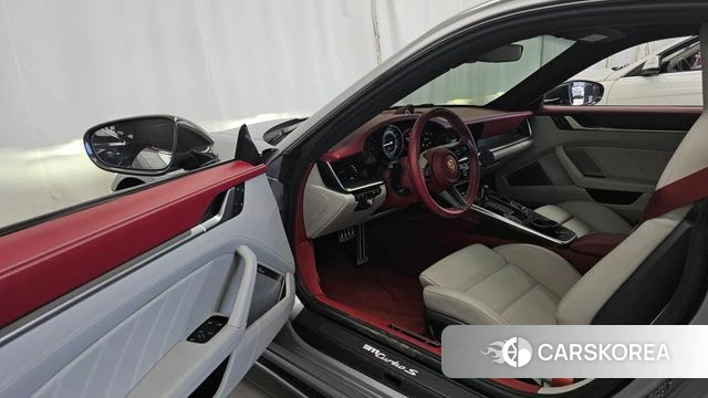 Porsche 911(992) id 4863667 из Кореи 34