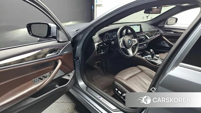 BMW 5 Series (G30) id 4865637 из Кореи 20