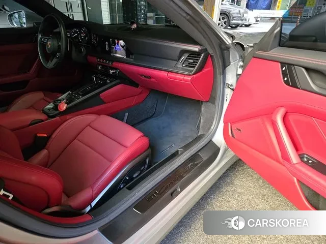 Porsche 911(992) id 3614861 из Кореи 20