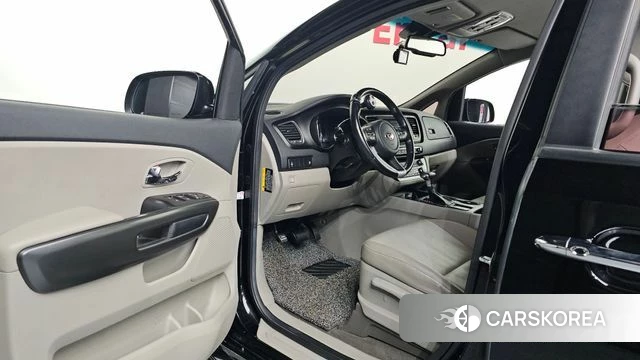 Kia The New Carnival id 4794900 из Кореи 20