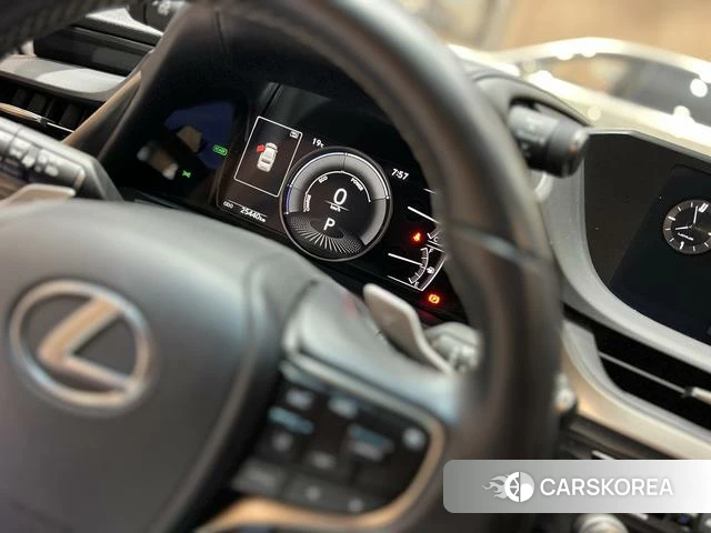 Lexus ES id 4276298 из Китая 18