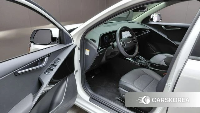 Kia Di Ol Nu Niro id 4585546 из Кореи 30