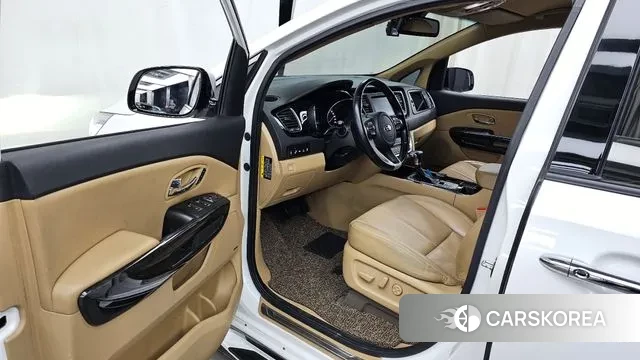 Kia The New Carnival id 3573785 из Кореи 20