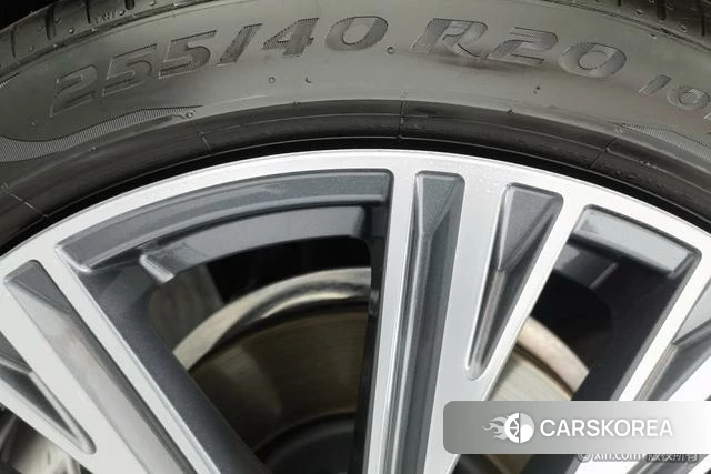 Audi A6L id 4275669 из Китая 24