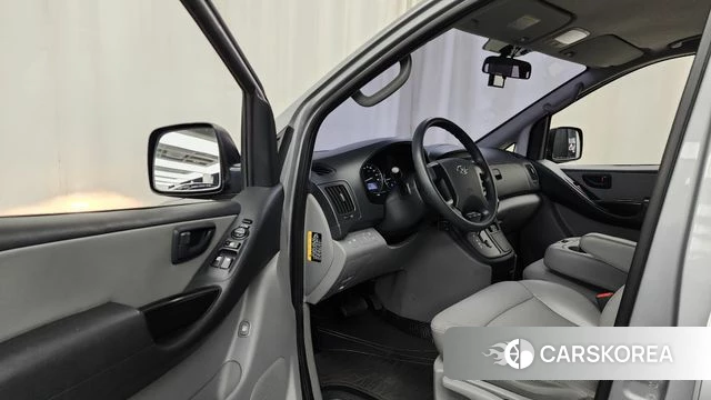 Hyundai The New Grand Starex id 4477647 из Кореи 31