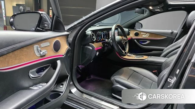 Mercedes-Benz E-Class W213 id 4541085 из Кореи 34