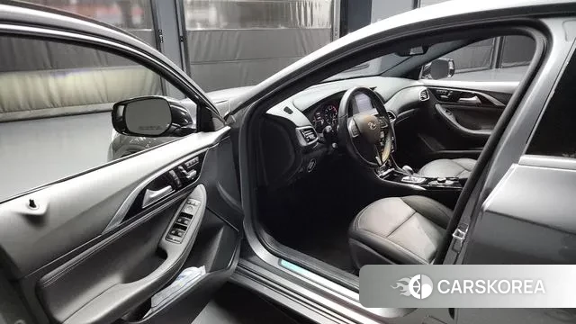 Infiniti Q30 id 3526065 из Кореи 20