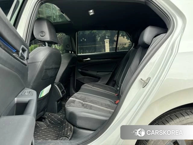 Volkswagen Golf id 4392096 из Китая 17