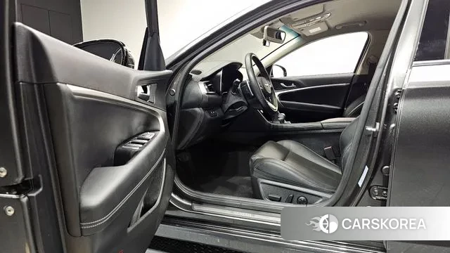 Genesis The New G70 id 3566554 из Кореи 20