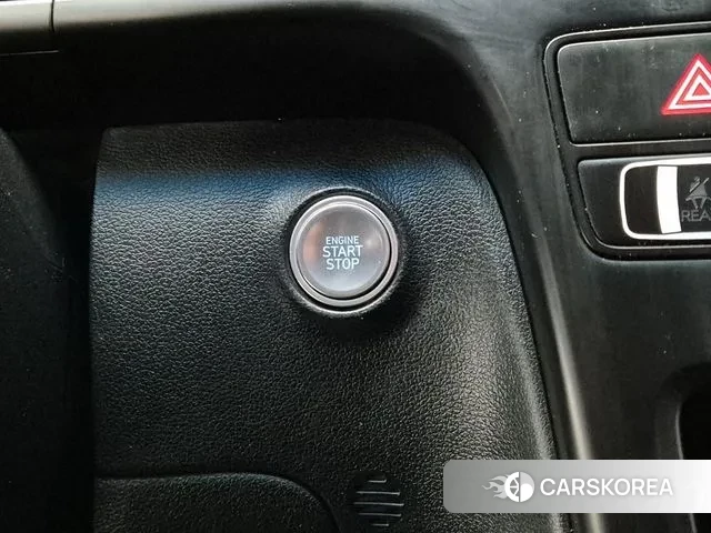 Hyundai Staria id 3759140 из Кореи 19