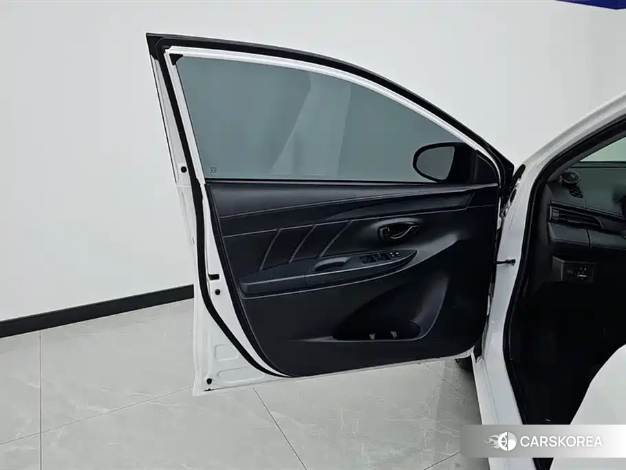 Toyota Vios id 4545788 из Китая 16