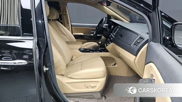 Kia The New Carnival id 3773130 из Кореи 20