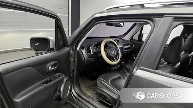 Jeep Renegade id 3515271 из Кореи 20