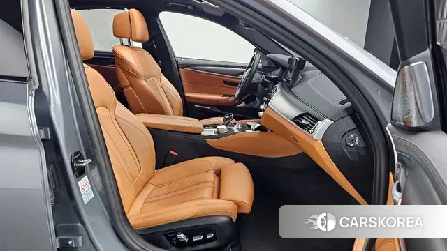 BMW 5 Series (G30) id 3712040 из Кореи 20