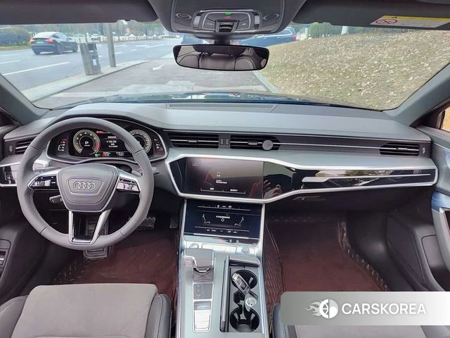 Audi A6L id 4300780 из Китая 11