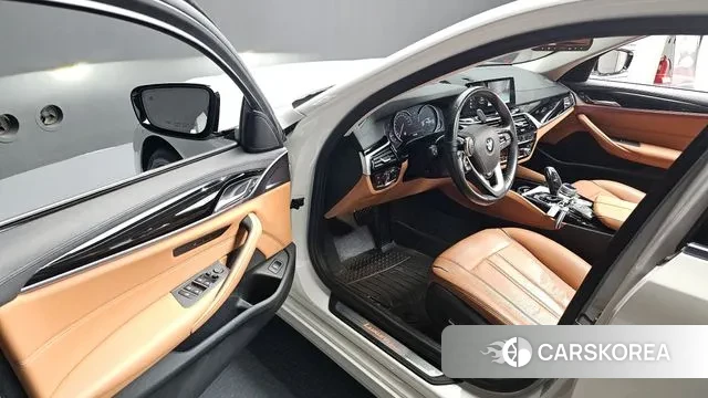 BMW 5 Series (G30) id 3484976 из Кореи 20