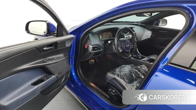 Jaguar XE id 3429544 из Кореи 20