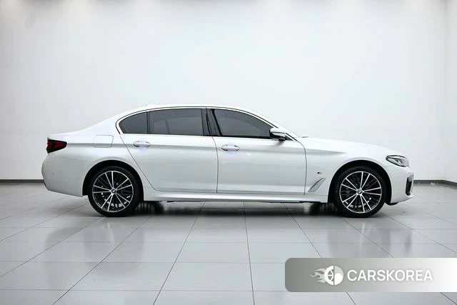 BMW 5 series id 4301147 из Китая 20
