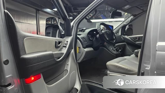 Hyundai The New Grand Starex id 4224976 из Кореи 30