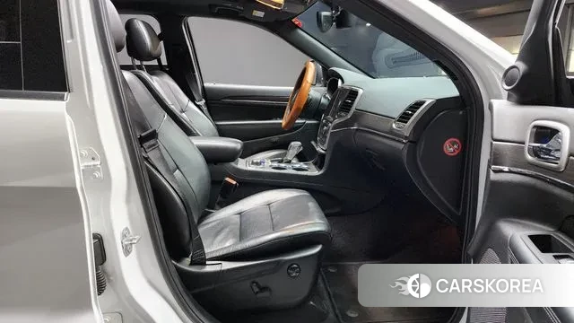 Jeep Grand Cherokee id 3117981 из Кореи 20