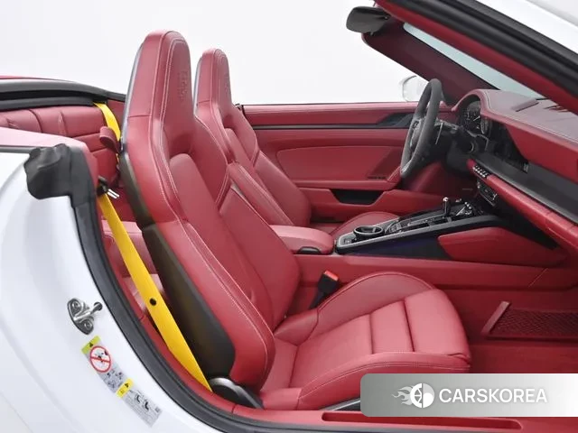 Porsche 911(992) id 2988682 из Кореи 20