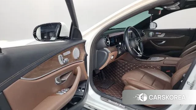 Mercedes-Benz E-Class W213 id 3788573 из Кореи 20