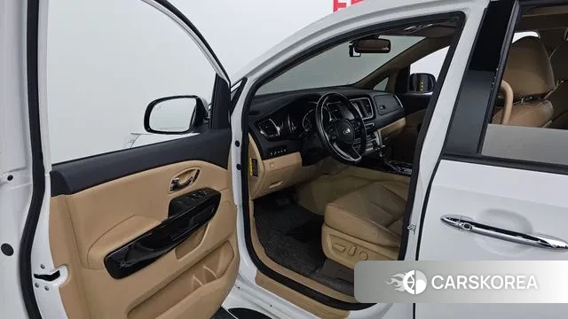 Kia The New Carnival id 2976830 из Кореи 20