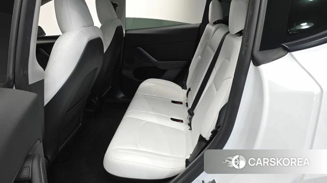 Tesla Model Y id 4853903 из Кореи 32