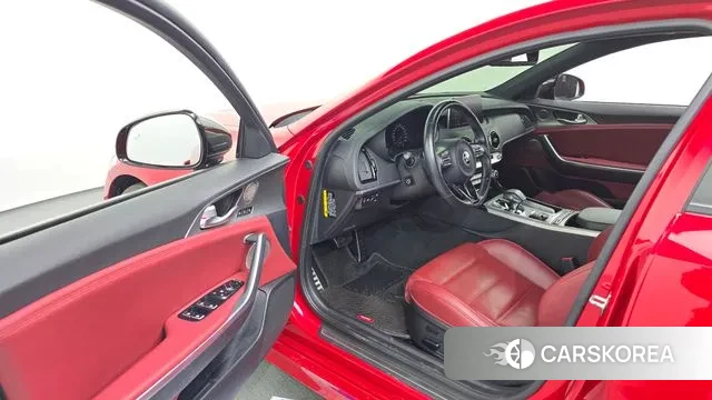 Kia Stinger id 3656447 из Кореи 20