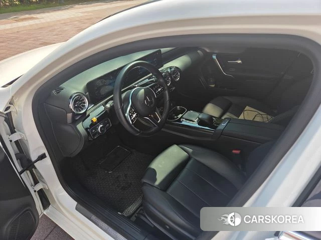 Mercedes-Benz A-Class W177 id 4680164 из Кореи 15