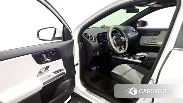 Mercedes-Benz GLA - Class H247 id 3760091 из Кореи 20