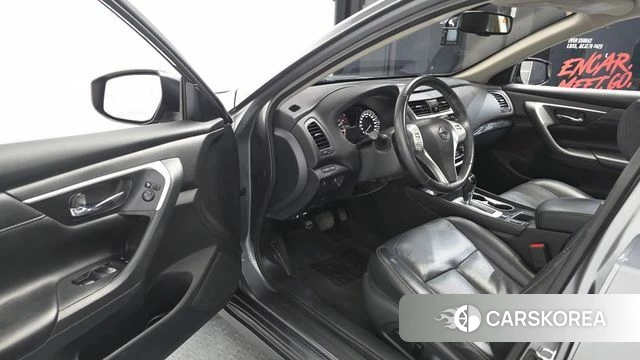 Nissan Altima id 3943017 из Кореи 20