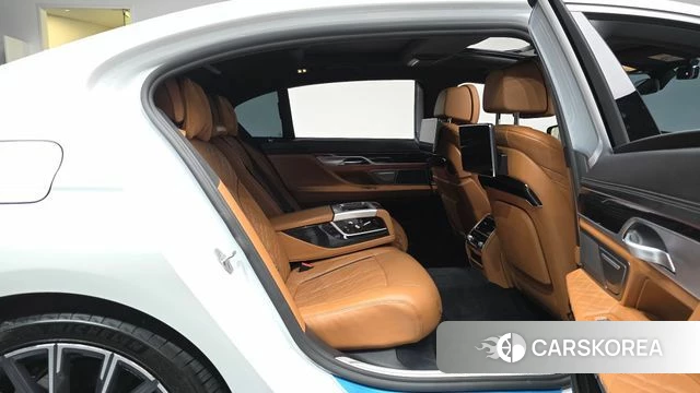 BMW 7 Series (G11) id 4936664 из Кореи 43