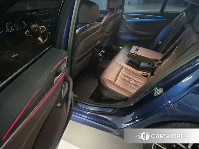 BMW 5 Series (G30) id 4671920 из Кореи 12