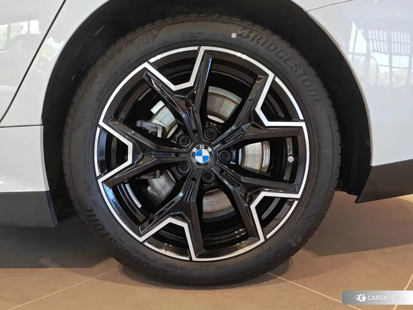 BMW i3 id 4680547 из Китая 17