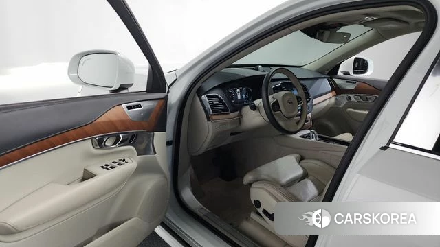 Volvo XC90 second Generation id 4285599 из Кореи 37