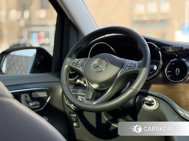 Mercedes-Benz V-class id 4261578 из Китая 29