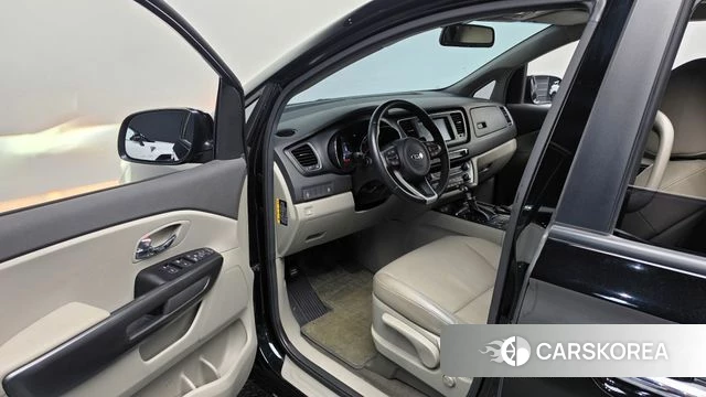 Kia All New Carnival id 4521048 из Кореи 31