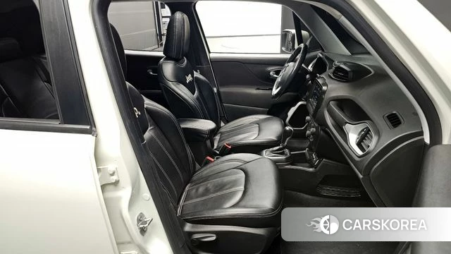 Jeep Renegade id 3936090 из Кореи 20