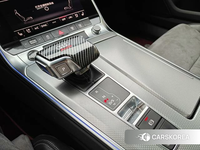 Audi A6L id 3901822 из Китая 23