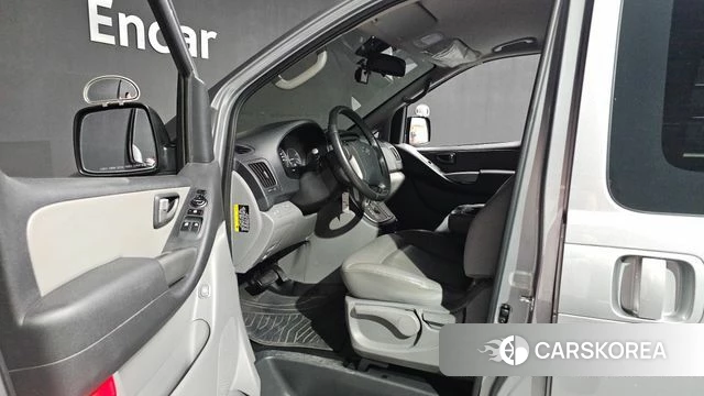 Hyundai The New Grand Starex id 4688636 из Кореи 20