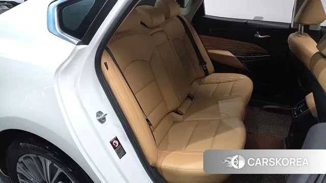 Kia K7 Premier Hybrid id 3499637 из Кореи 20