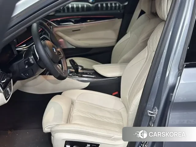 BMW 5 Series (G30) id 2939509 из Кореи 13