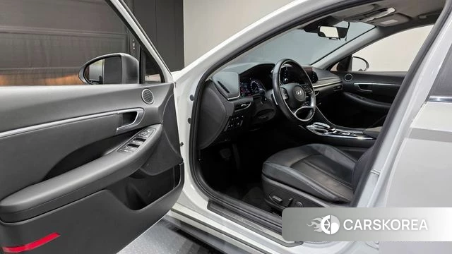 Hyundai Sonata (DN8) id 4283618 из Кореи 31