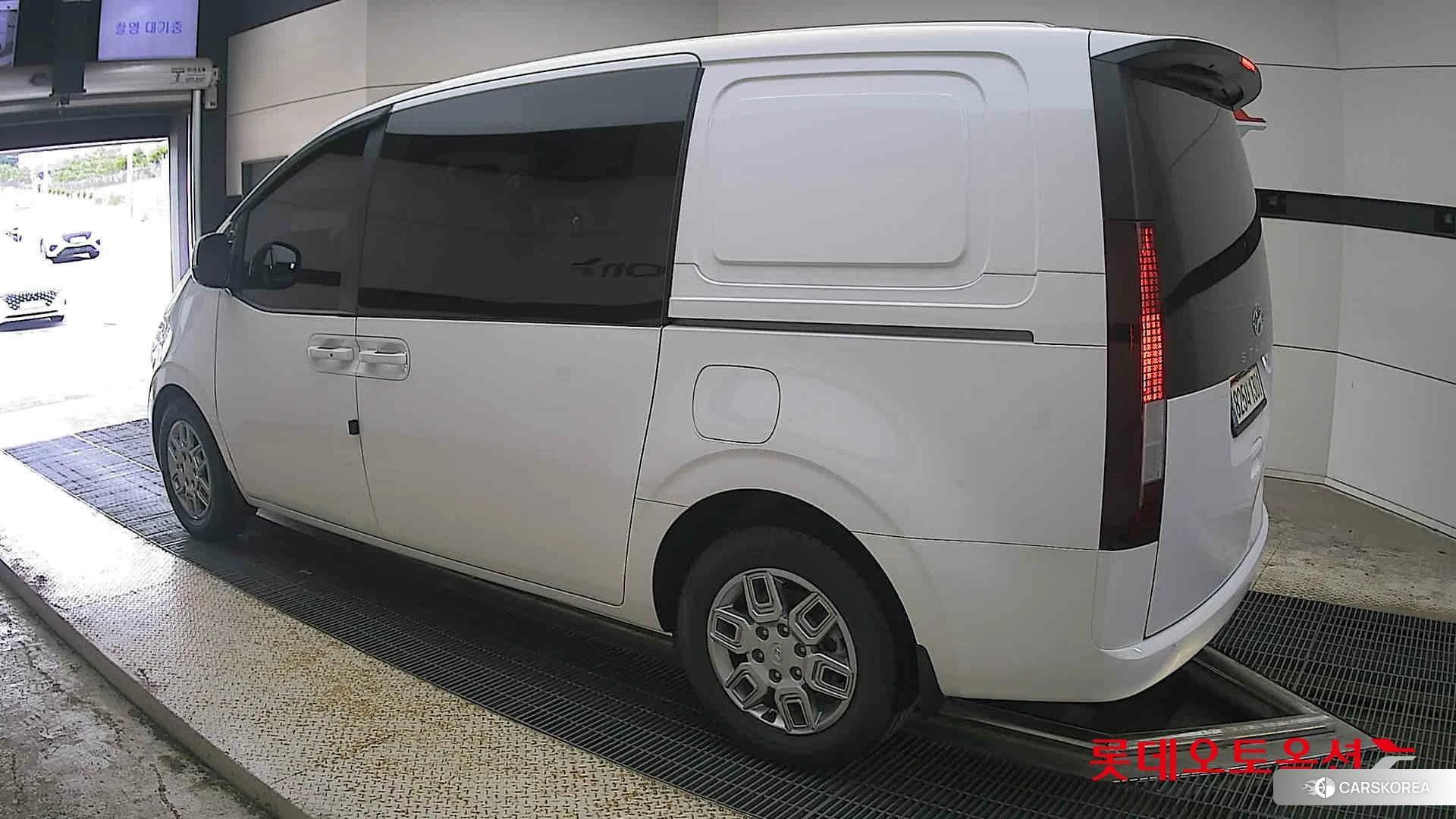 Hyundai Staria id 4498338 из Кореи 37