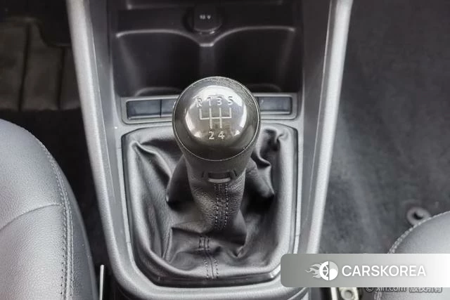 Volkswagen Santana id 4236109 из Китая 24