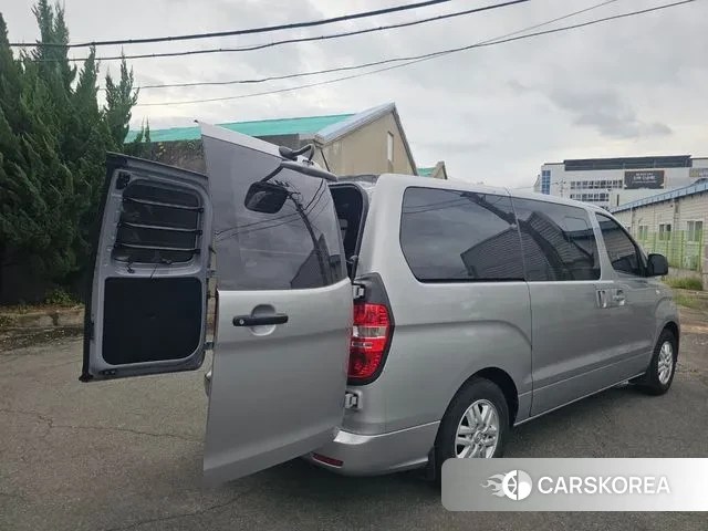 Hyundai The New Grand Starex id 3101476 из Кореи 20