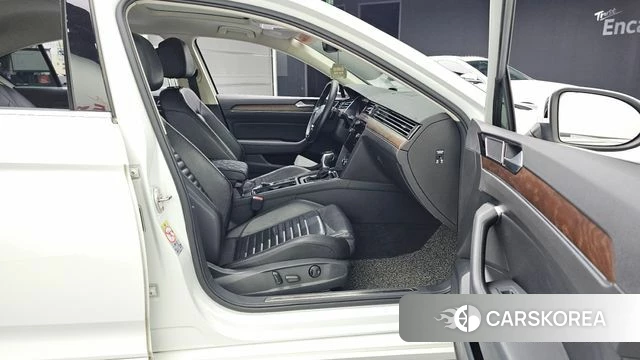 Volkswagen Passat GT (B8) id 4403576 из Кореи 31