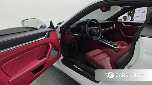 Porsche 911(992) id 3865308 из Кореи 20