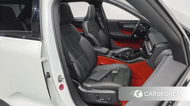 Volvo XC40 id 3412722 из Кореи 20